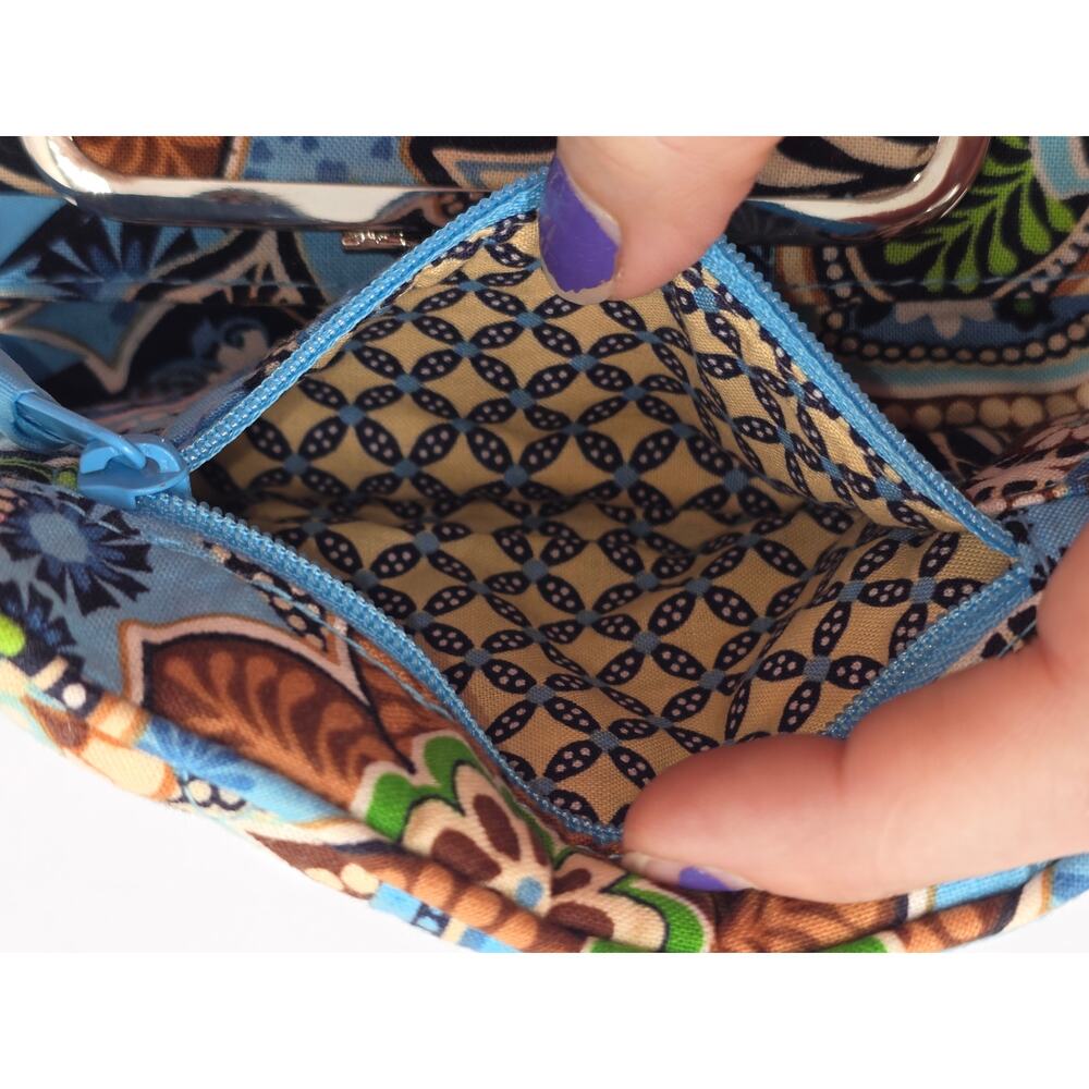 Vera Bradley BLUE  Trifold Pocket Wallet Clear ID Zip Pocket Excellent - Picture 4 of 7